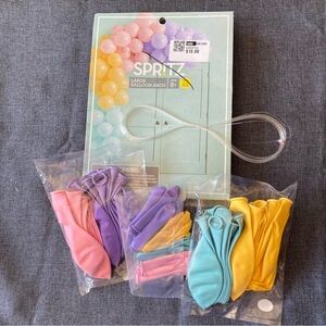 Opened Spritz Large Balloon Arch MISSING BALLOON STRIP